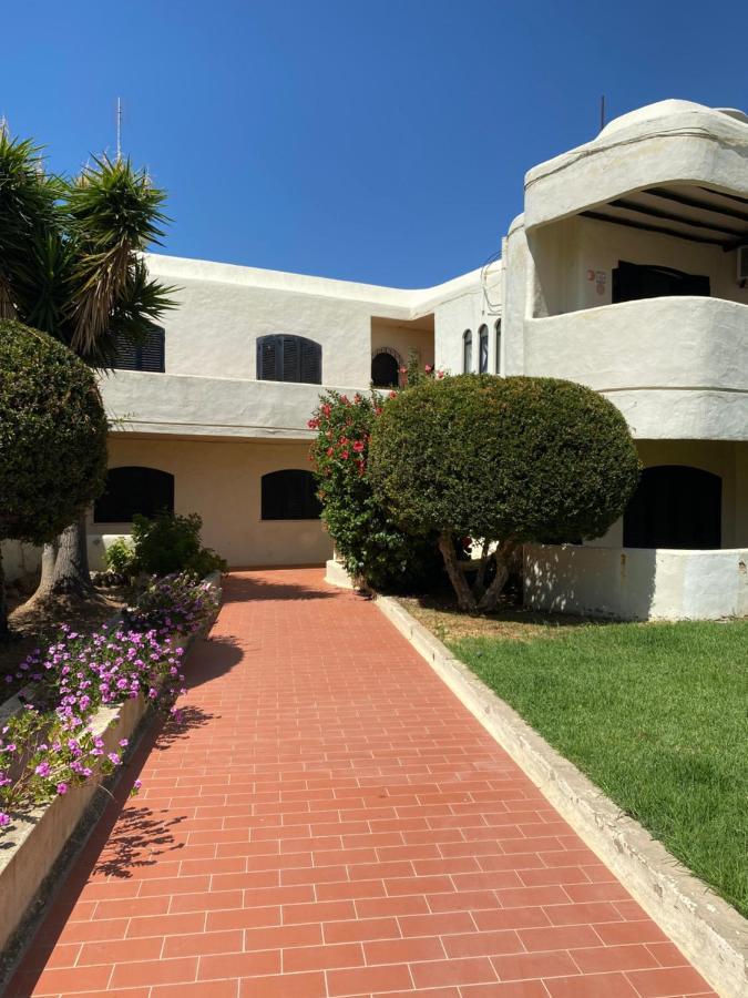 Peaceful & Spacious Apt With Parking & Queen Bed Καρβοέιρο Εξωτερικό φωτογραφία