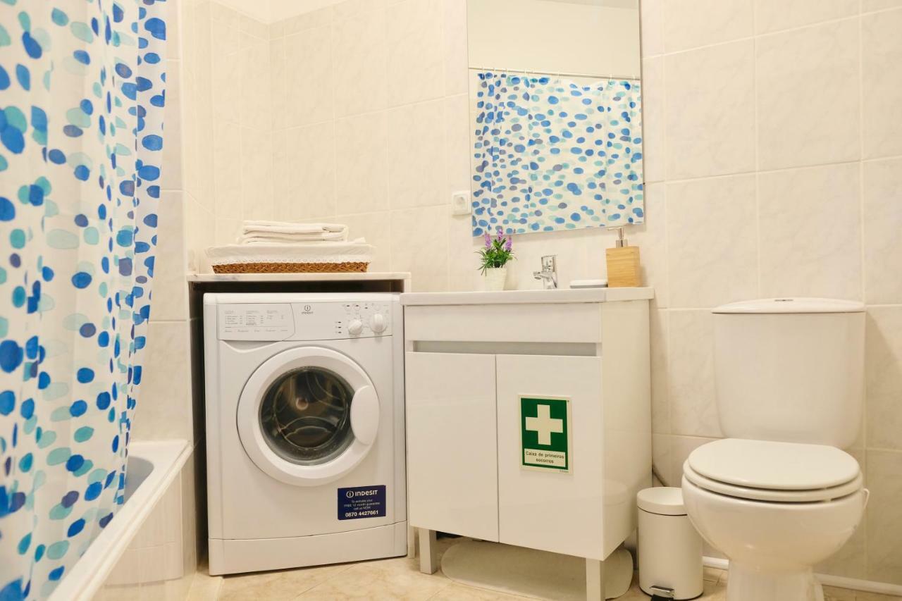 Peaceful & Spacious Apt With Parking & Queen Bed Καρβοέιρο Εξωτερικό φωτογραφία